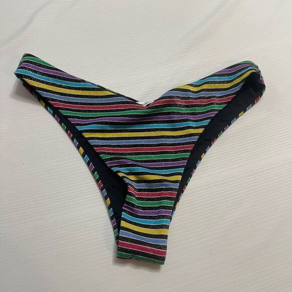 WEWOREWHAT Stripe Bikini Bottoms Size Medium New - Picture 1 of 6